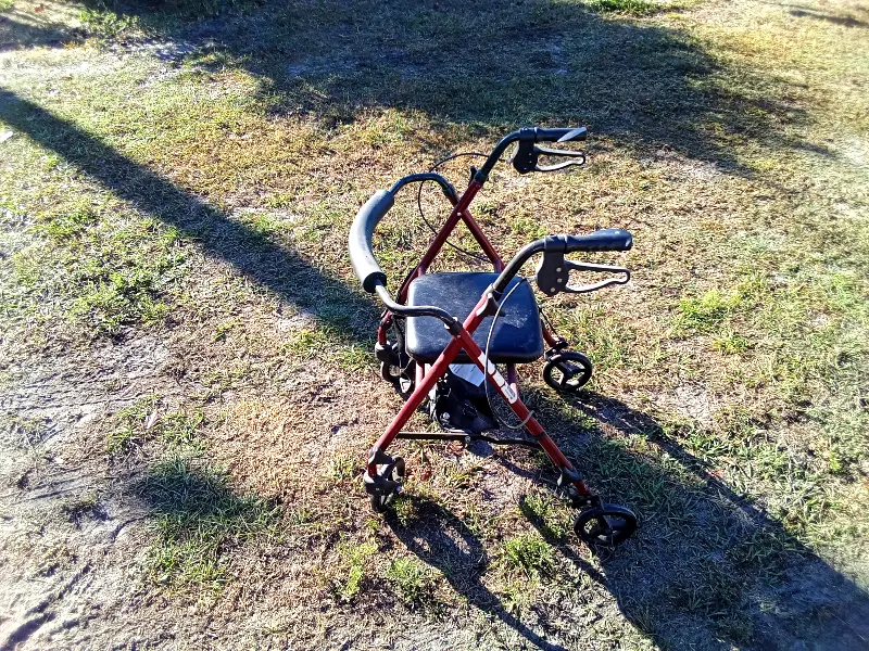This four-wheel walker for seniors provides stable support, comfort, and mobility for everyday use. It features hand brakes, padded seat, and easy-roll wheels, making it ideal for rest breaks and safe movement indoors or outdoors. Lightweight, foldable, and gently used. $30