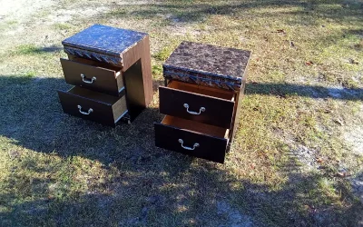 End Tables (Pair) – Item #392 – $70