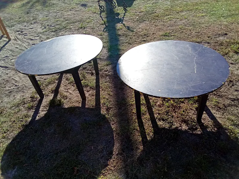 Low-profile round tables, ideal for children’s activities, playrooms, classrooms, or reading corners. Sturdy design with smooth, easy-to-clean tops. Perfect height for kids’ seating, crafts, games, or learning spaces. Gently used.